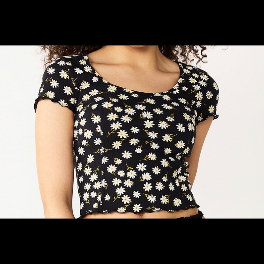 SO‎ Short Sleeve Scoop Neck Baby Tee